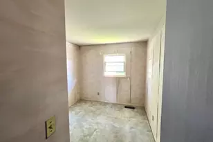 379 Pearl St, Frederick, MD 21701 - Photo 12