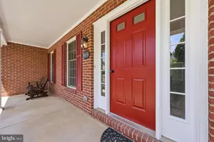169 Midsummer Dr, Frederick, MD 21702 - Photo 2
