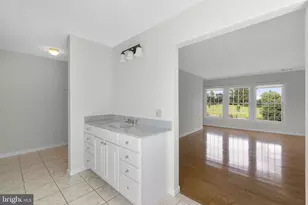 6911 Summerswood Dr, Frederick, MD 21702 - Photo 22