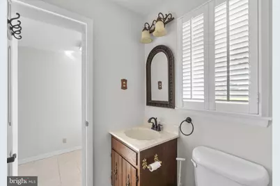 6911 Summerswood Drive, Frederick, MD 21702 - Photo 14