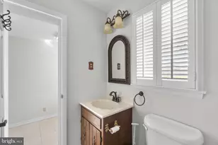 6911 Summerswood Dr, Frederick, MD 21702 - Photo 14