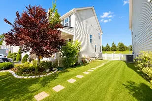 711 Canal Town St, Brunswick, MD 21716 - Photo 2
