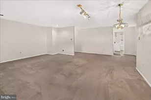 6864 Snowberry Ct, Frederick, MD 21703 - Photo 10