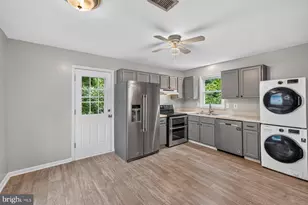 10741 Lake Edge Ct, New Market, MD 21774 - Photo 8