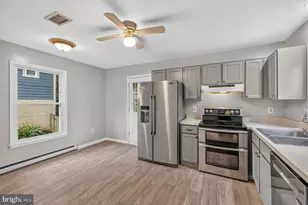 10741 Lake Edge Ct, New Market, MD 21774 - Photo 2