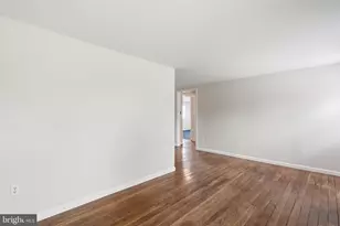 905 Oak St, Frederick, MD 21703 - Photo 2