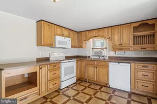 905 Oak St, Frederick, MD 21703 - Photo 18