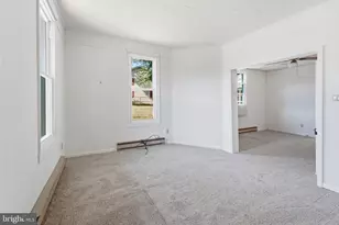 815 Maple Ave N, Brunswick, MD 21716 - Photo 6