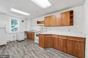 815 Maple Ave N, Brunswick, MD 21716 - Photo 18
