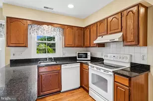 201 Westridge Dr, Mount Airy, MD 21771 - Photo 14