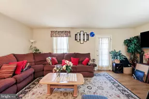 8029 Broken Reed, Frederick, MD 21701 - Photo 4