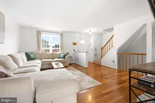 5752 Sunset View Ln, Frederick, MD 21703 - Photo 1