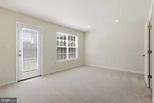 6082 Forum Sq, Frederick, MD 21703 - Photo 8