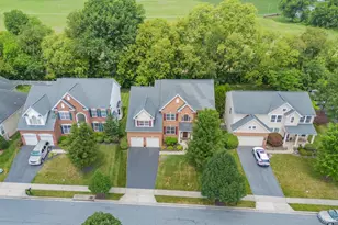 4946 Eleanor Dr, Frederick, MD 21703 - Photo 2