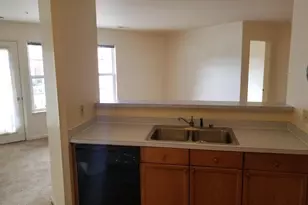 8200 Blue Heron Dr, Frederick, MD 21701 - Photo 10