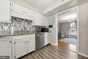 7998 Windsail Ct, Frederick, MD 21701 - Photo 10