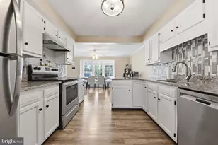 7998 Windsail Ct, Frederick, MD 21701 - Photo 6