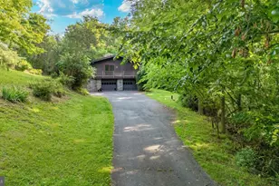 2748 Bennies Hill Rd, Middletown, MD 21769 - Photo 56