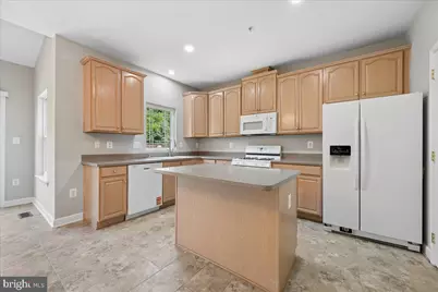1004 Collindale Avenue, Mount Airy, MD 21771 - Photo 12