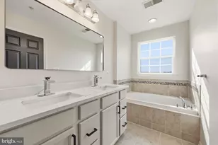 2075 Spring Run Cir, Frederick, MD 21702 - Photo 30