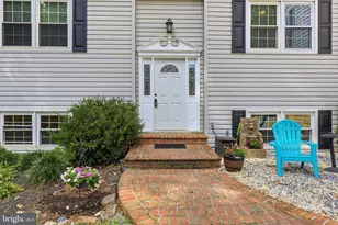 10322 Old Liberty Rd, Frederick, MD 21701 - Photo 2