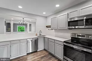 6608 E Beach Dr, New Market, MD 21774 - Photo 10