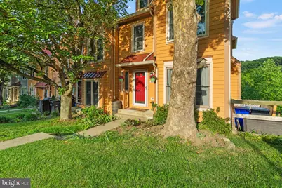6608 E Beach Drive, New Market, MD 21774 - Photo 2