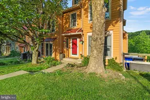 6608 E Beach Dr, New Market, MD 21774 - Photo 2