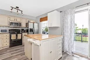 6338 Towncrest Ct, Frederick, MD 21703 - Photo 8