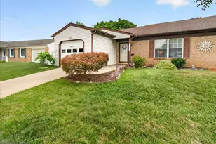 5675 Barberry Ct, Frederick, MD 21703 - Photo 2