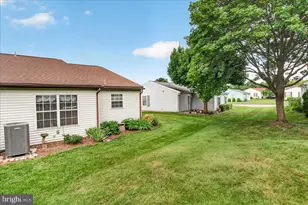 5675 Barberry Ct, Frederick, MD 21703 - Photo 10