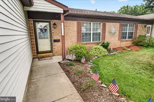 5675 Barberry Ct, Frederick, MD 21703 - Photo 4