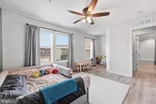 1906 GLADSTONE St, Frederick, MD 21702 - Photo 24