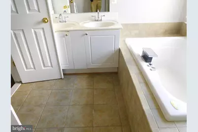 1941 Fieldstone Way, Frederick, MD 21702 - Photo 16