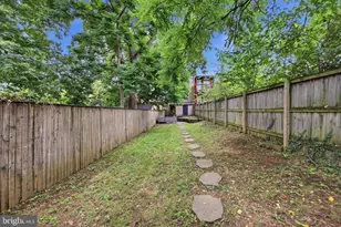 437 W South St, Frederick, MD 21701 - Photo 28
