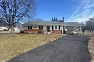 105 Locust Dr, Thurmont, MD 21788 - Photo 1