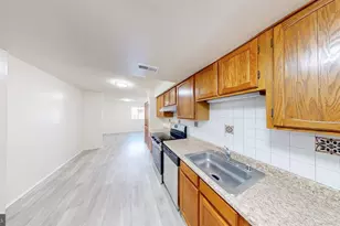 7197 Cimarron Ct, Frederick, MD 21703 - Photo 2
