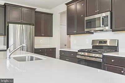 919 Enfield Farm Lane, Brunswick, MD 21716 - Photo 6
