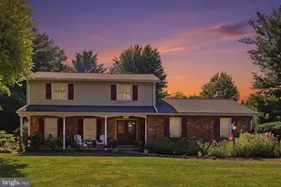 7918 Runnymeade Dr, Frederick, MD 21702 - Photo 2