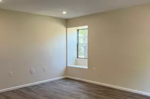 439 Terry Ct, Frederick, MD 21701 - Photo 2