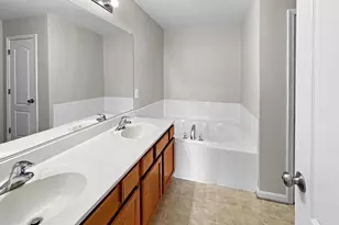 110 Whiskey Creek Cir, Frederick, MD 21702 - Photo 12