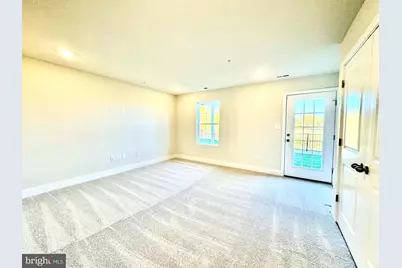 1456 Clingmans Dome Dr, Frederick, MD 21702 - Photo 8