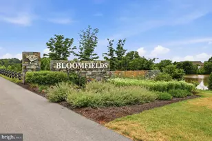 2605 Broadleaf Dr, Frederick, MD 21702 - Photo 2