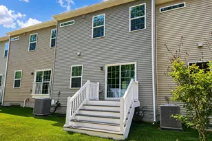 340 Paca Gardens Ln, Frederick, MD 21703 - Photo 8