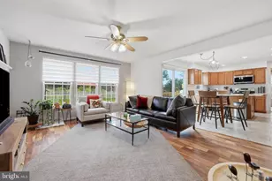 9059 Allington Manor Cir W, Frederick, MD 21703 - Photo 16