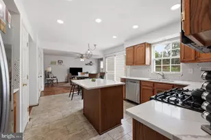 9059 Allington Manor Cir W, Frederick, MD 21703 - Photo 10