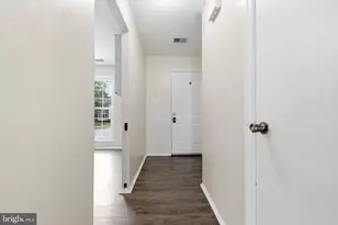 5 Moon Maiden Ct, Walkersville, MD 21793 - Photo 2