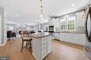 3852 Glasgow Way, Frederick, MD 21704 - Photo 12