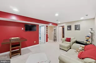 9409 Bridgewater Ct W, Frederick, MD 21701 - Photo 14