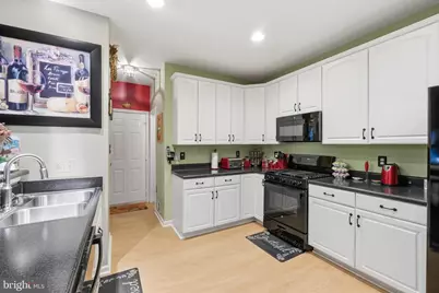 9409 Bridgewater Court W, Frederick, MD 21701 - Photo 8